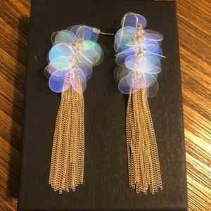 Scale transparent chain drop earrings